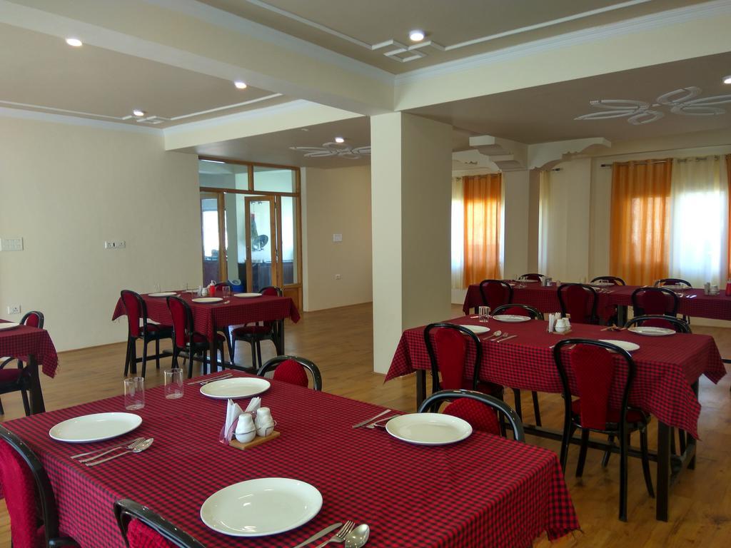 Shaolin Ladakh Hotel Leh Ngoại thất bức ảnh